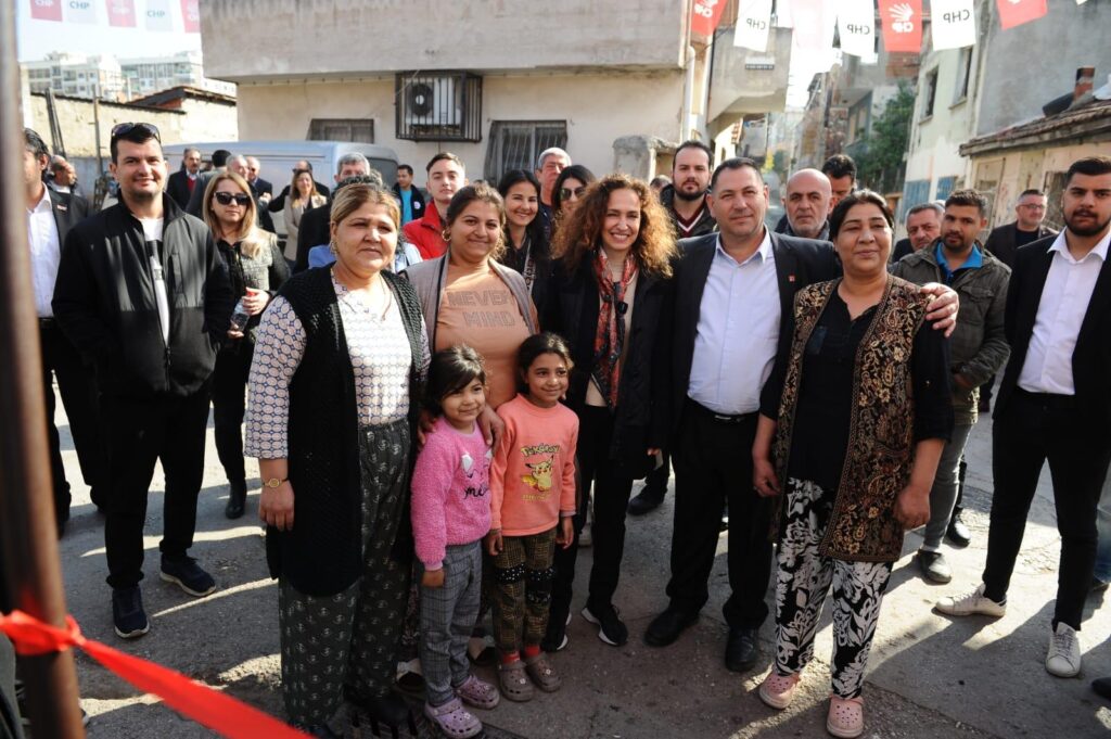 CHP Karşıyaka Adayı Yıldız İşçimenler Ünsal:“Örnekköy, adı gibi örnek bir mahalle olacak”