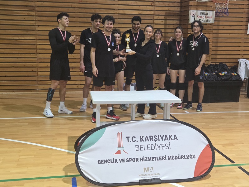 Karşıyaka’da Voleybol Heyecanı