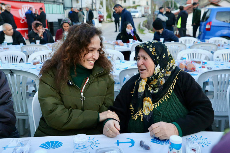 Köy Meydanında Ramazan Buluşması