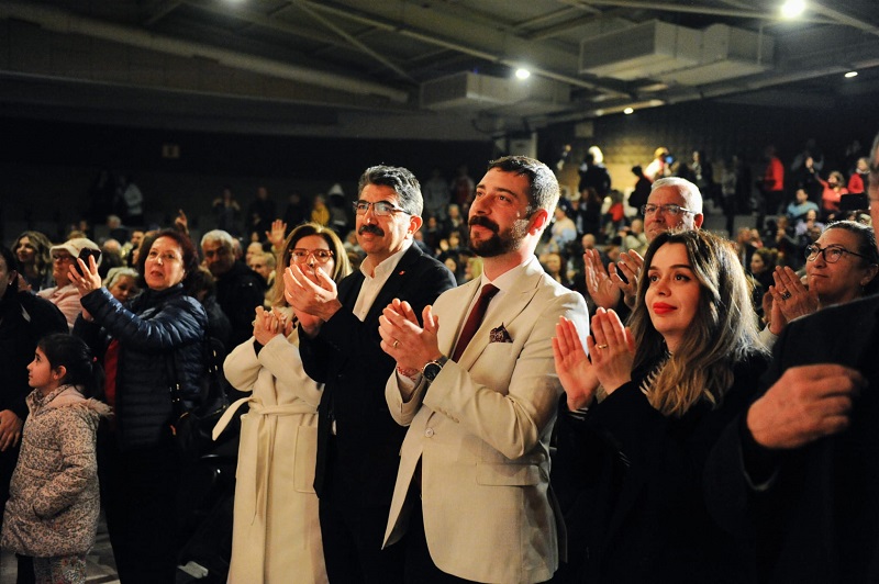 Çanakkale Ruhu Karşıyaka’da Sahneye Taşındı